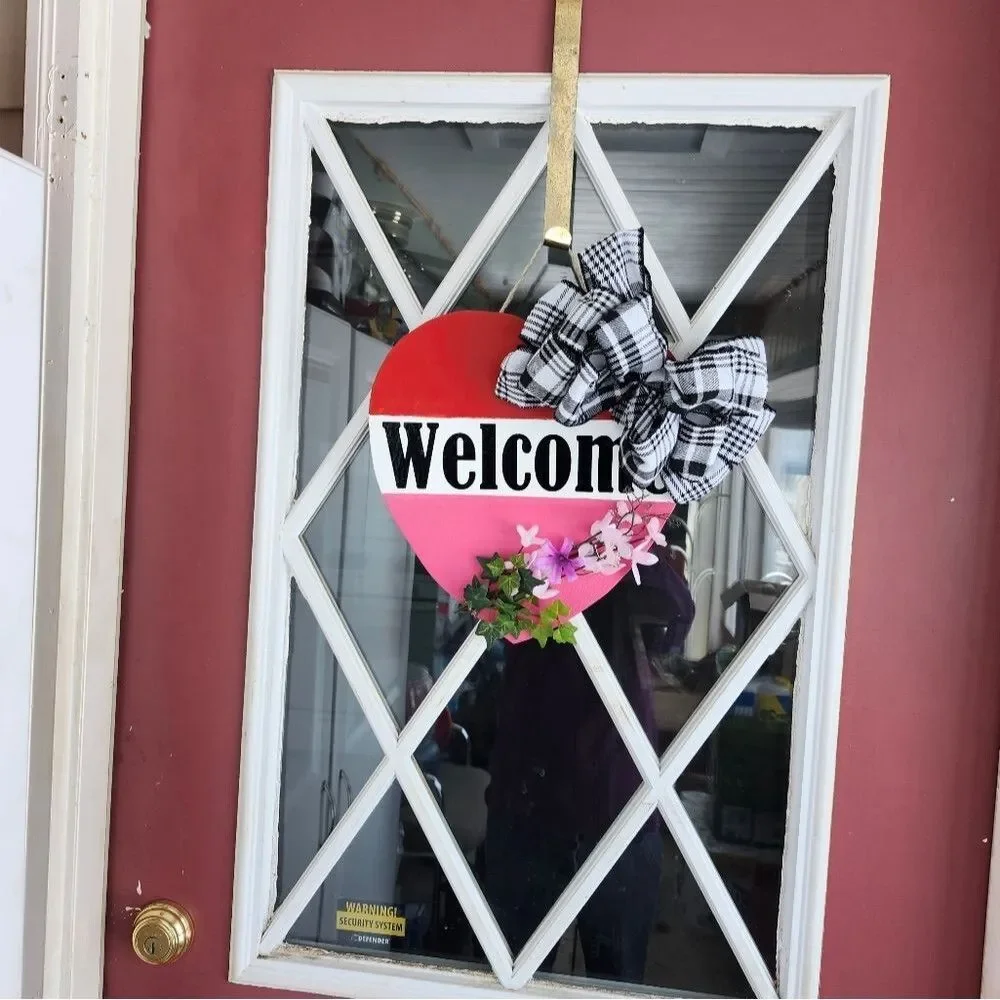 Hand Crafted Heart Shaped Welcome Sign Wooden Floral Decoration 12